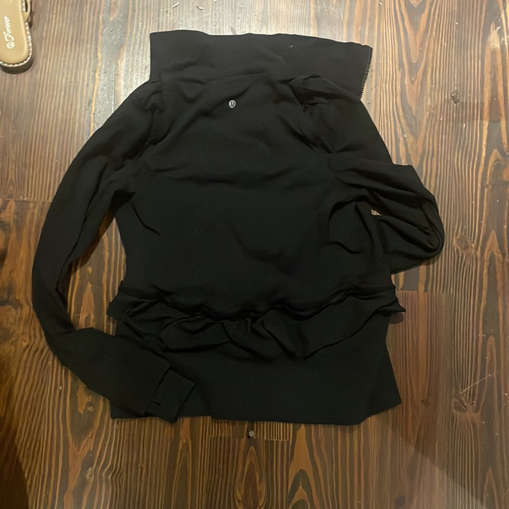 Lululemon jacket - Picture 2 of 2
